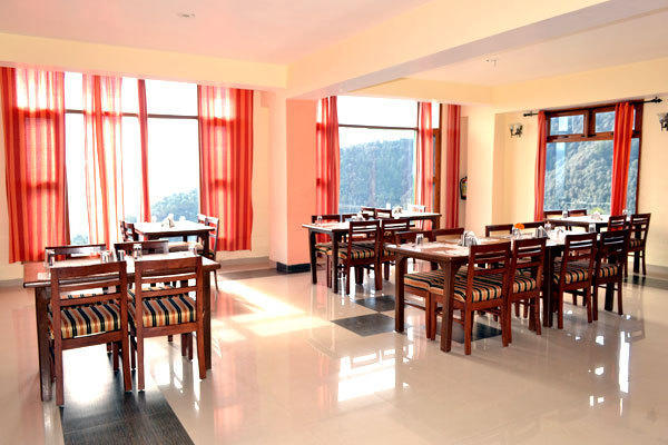 United 21 Resort Chail Eksteriør billede